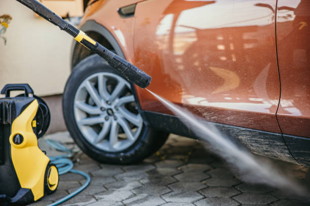 Best Best Pressure Washing Companies  in Lincoln City, OR
