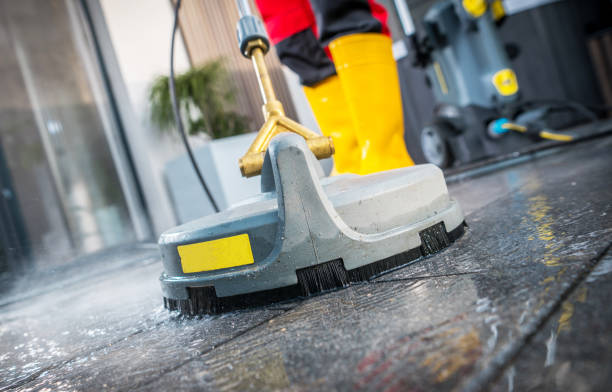 Best Roof Pressure Washing  in Lincoln City, OR